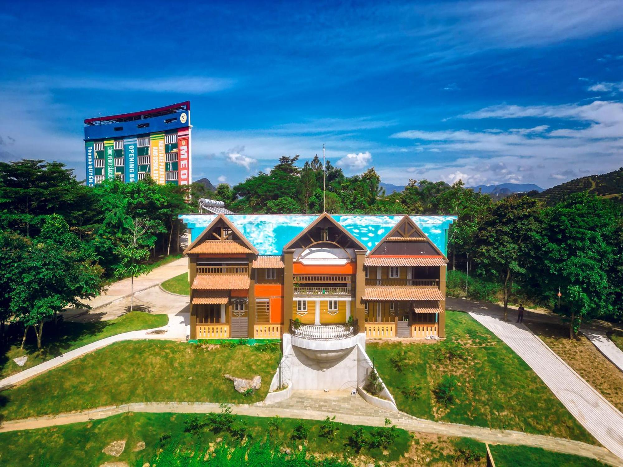 ホテル Meddom Park Cao Phong エクステリア 写真