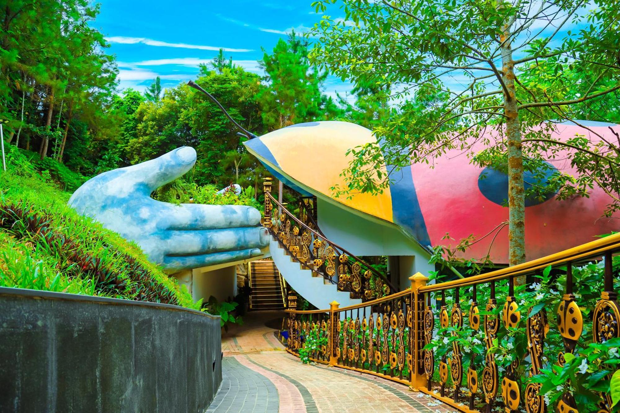 ホテル Meddom Park Cao Phong エクステリア 写真